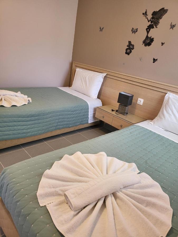 カルパトスRoumeliotis Houseアパートメント エクステリア 写真