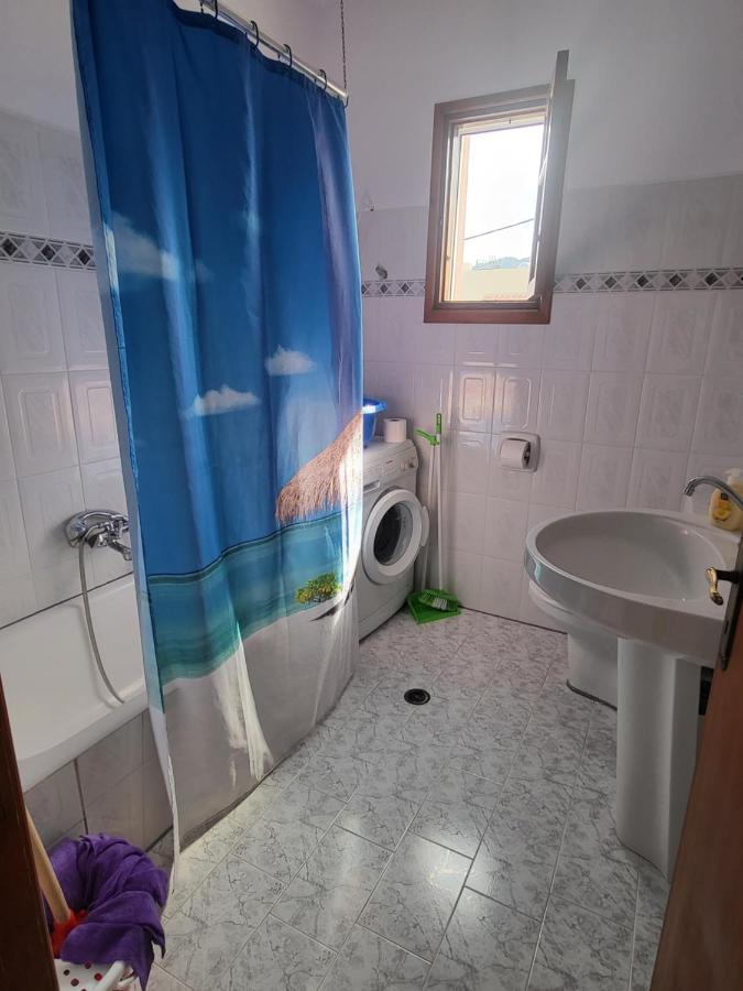 カルパトスRoumeliotis Houseアパートメント エクステリア 写真