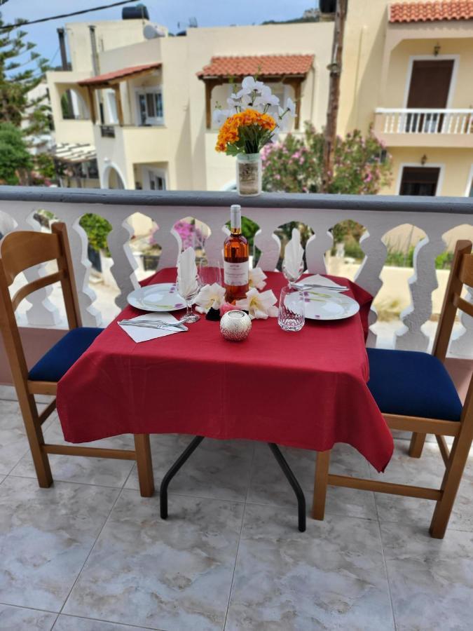 カルパトスRoumeliotis Houseアパートメント エクステリア 写真