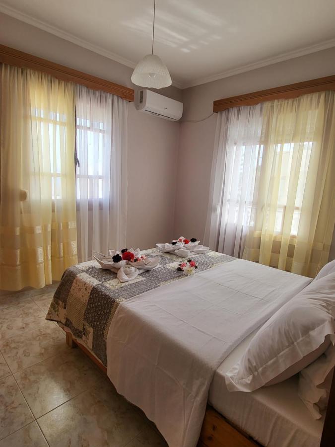 カルパトスRoumeliotis Houseアパートメント エクステリア 写真